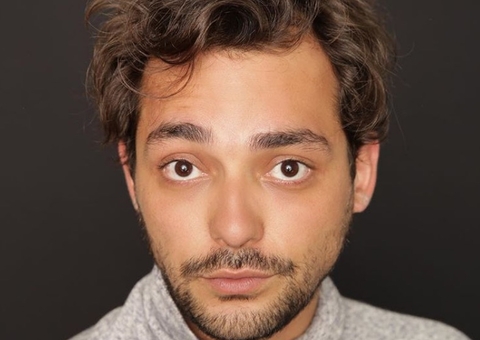 Morre mãe do humorista Eduardo Sterblitch 