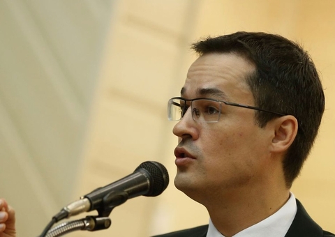 Conselho do MP pune Dallagnol com censura por posts contra Calheiros