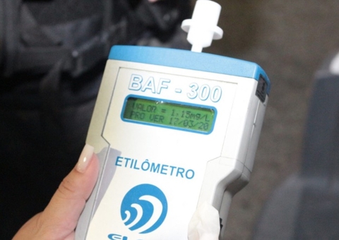 Manaus tem mais de 200 infrações de motoristas e 39 embriagados no feriadão