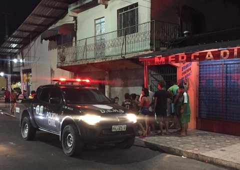 Jovem é encontrado morto no quintal de casa em Manaus e motivo intriga