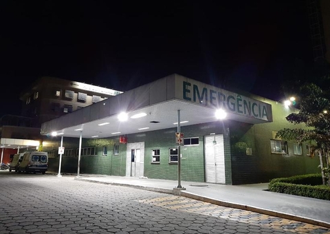 Jovem é baleado por criminosos ao reagir a assalto em Manaus