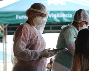 Que venha vacina, mas governo deve responder por crime de responsabilidade