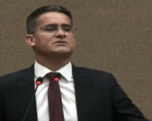 David diz saber quais inimigos vai combater como Prefeito de Manaus