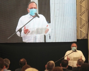 Pazuello em Manaus mostra que não conhece a guerra que estamos enfrentando