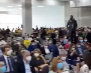  Wilson Lima descumpre decreto que ele mesmo assinou. Cadê a Polícia? 