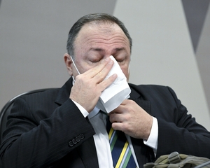 Tratado como príncipe na CPI, Pazuello só amarelou quando o assunto foi a crise de Manaus