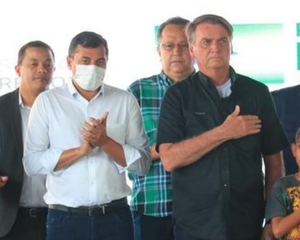 Bolsonaro esperava tudo, menos vaias e gritos de genocida contra o governador do Amazonas