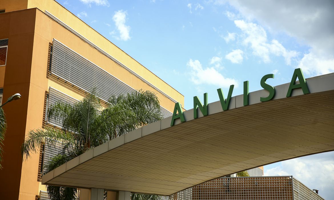 Anvisa apreende e proíbe venda de Deca-Durabolin e Durateston falsos