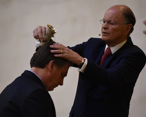 O poder assustador dos evangélicos e os doutores da Lei