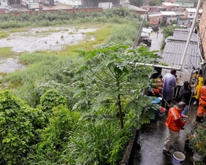 Sexta-feira molhada em Manaus e a natureza cobrando seu preço