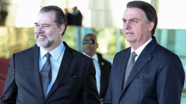 Dias Toffoli arquiva investigações contra Bolsonaro