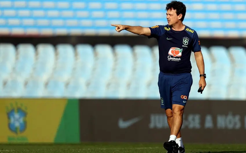 Ednaldo Rodrigues volta à CBF e demite Fernando Diniz da seleção brasileira