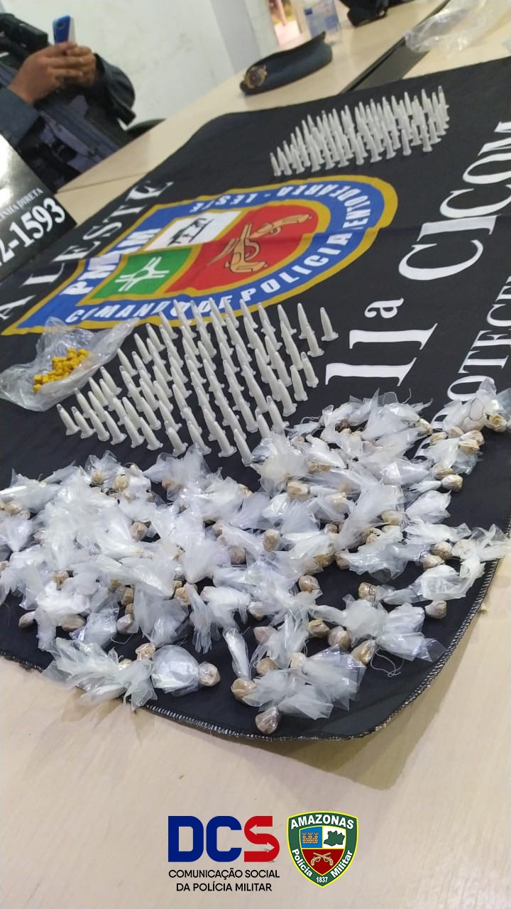 Adolescente  é apreendido com mais de 350 porções de drogas em Manaus 