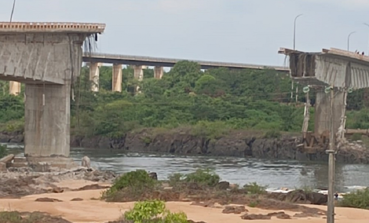 Ponte entre Tocantins e Maranhão desaba e deixa ao menos um morto