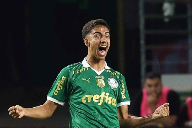 City faz proposta histórica por zagueiro do Palmeiras, diz jornalista