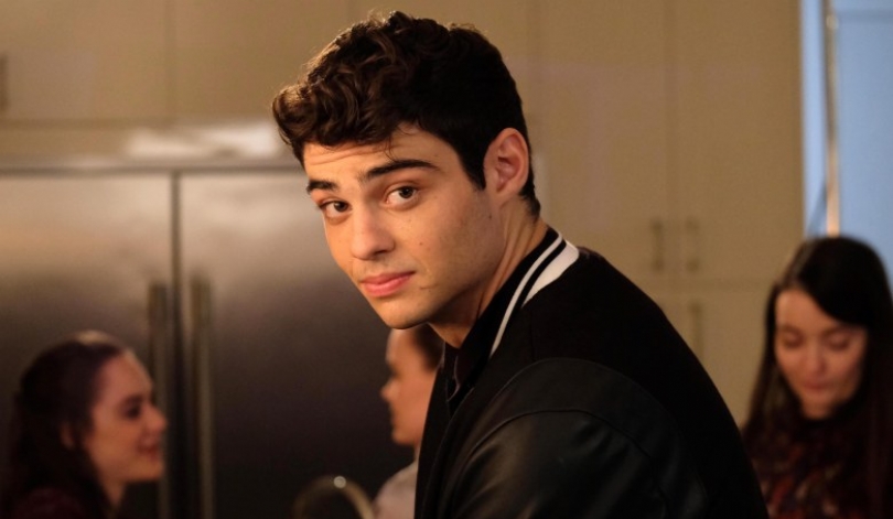 Noah Centineo mostra corpo marombado para novos personagens