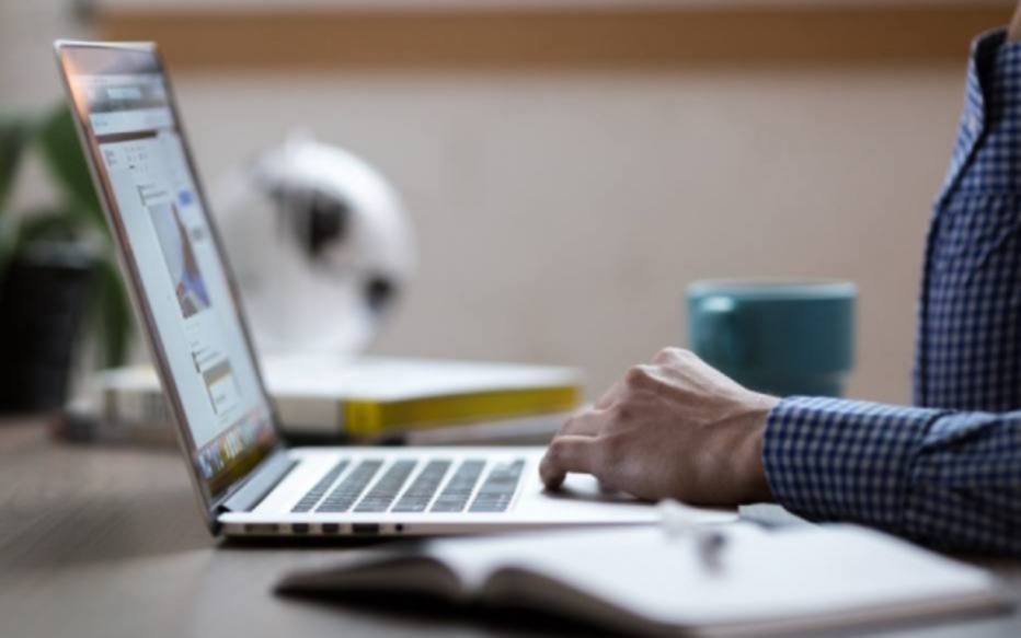 Governo abre mais de 50 cursos on-line na área de tecnologia no Amazonas