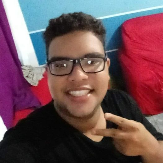Jovem de 18 anos morre de Covid-19 um mês após perder o pai para a doença