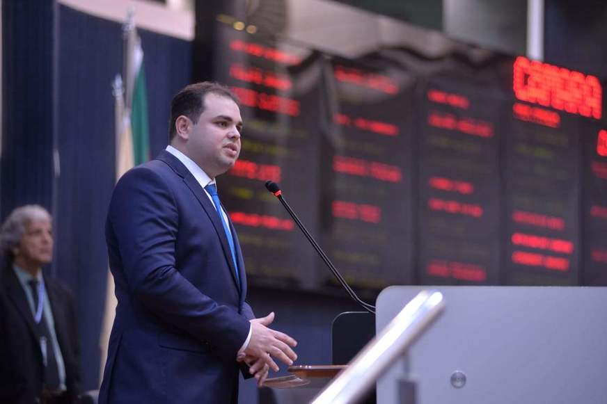 Governo recebe indicação de Roberto Cidade sobre anuidade de conselhos