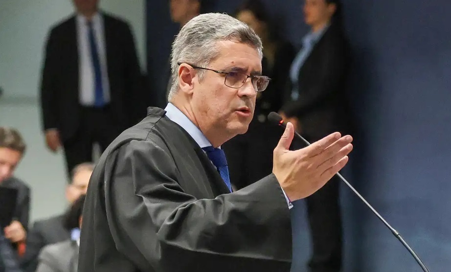 Ramagem "compilava pensamentos de Bolsonaro", diz defesa