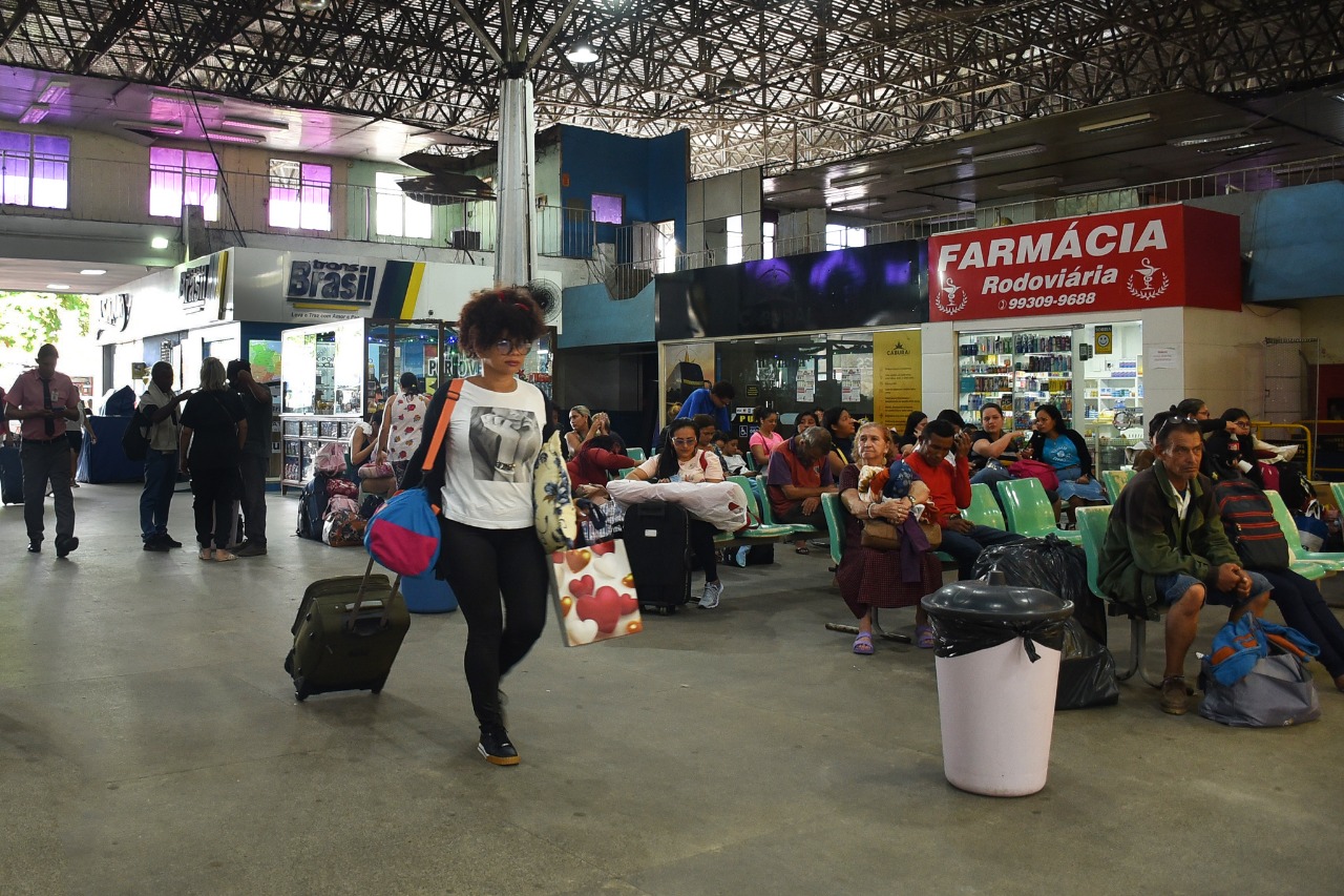 Mais de 28 mil pessoas devem sair de Manaus no Réveillon 2023