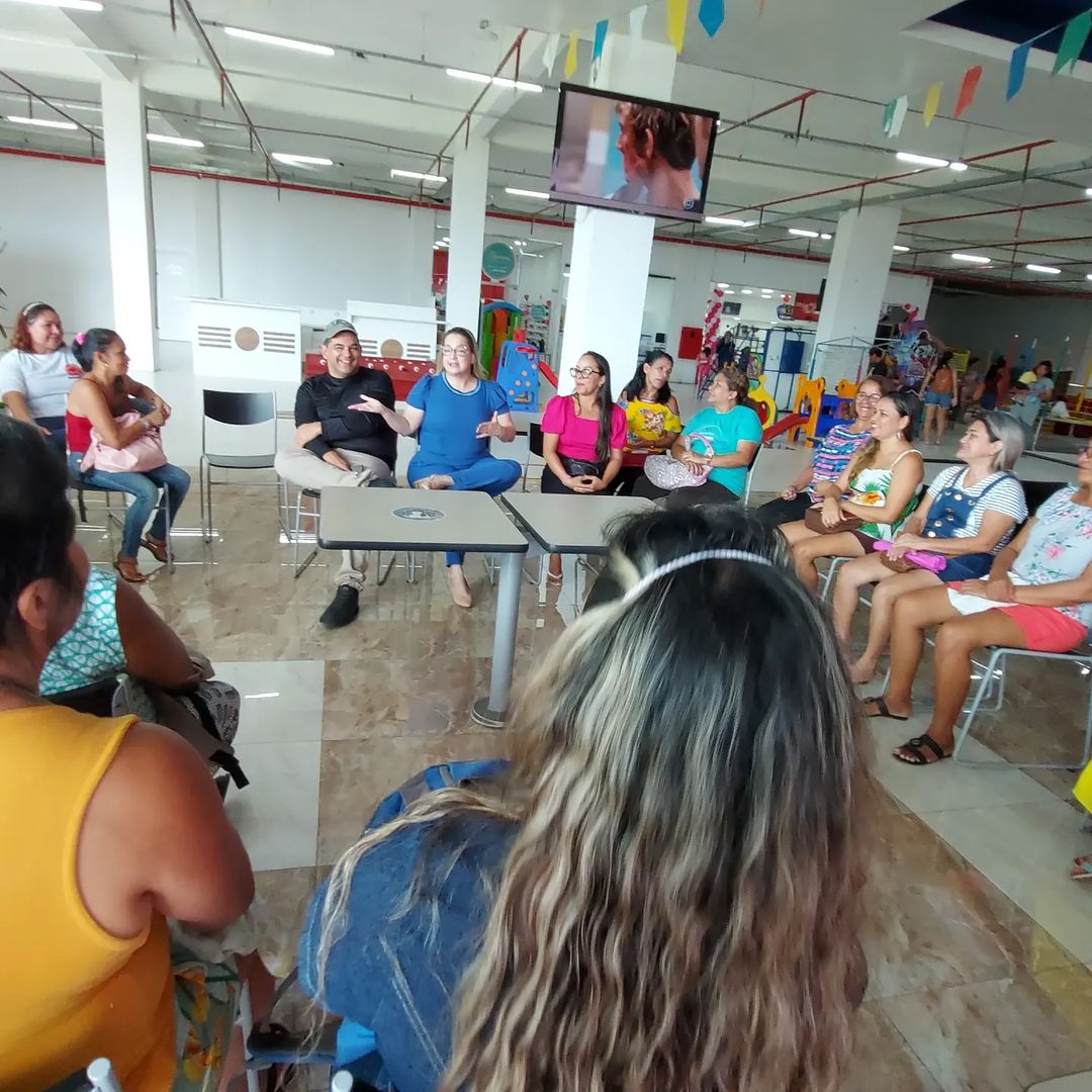 Carol Braz se reúne com empreendedores da Zona Leste de Manaus