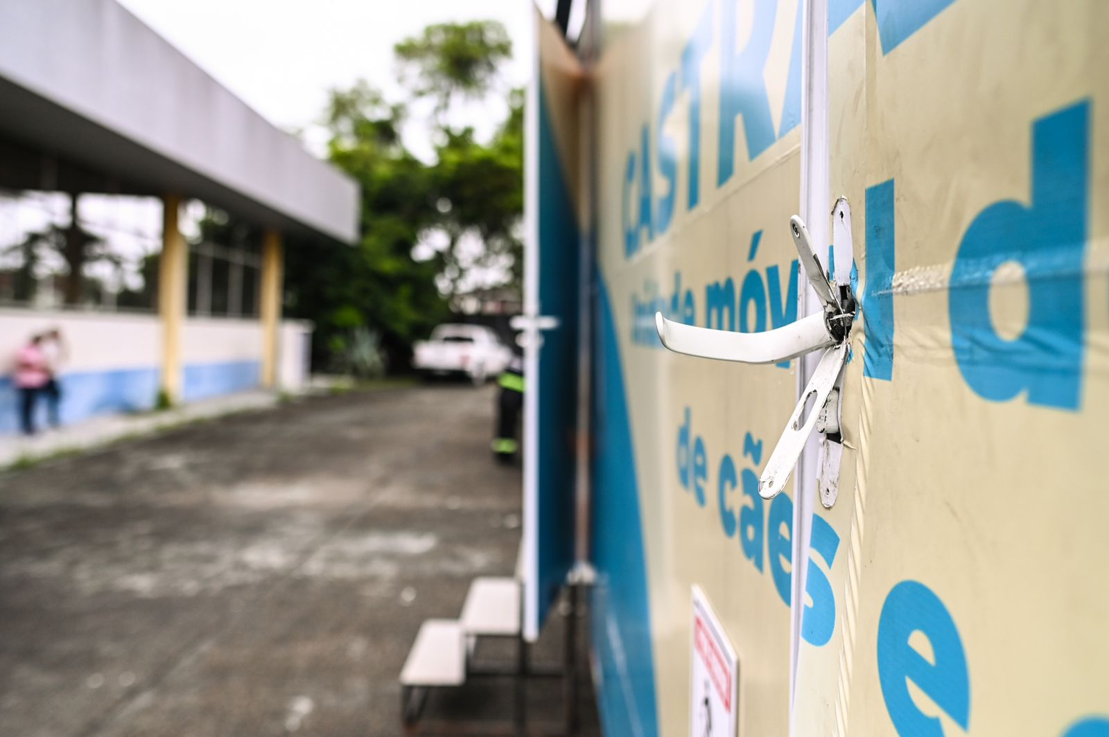Castramóvel é saqueado no bairro Cidade Nova, em Manaus