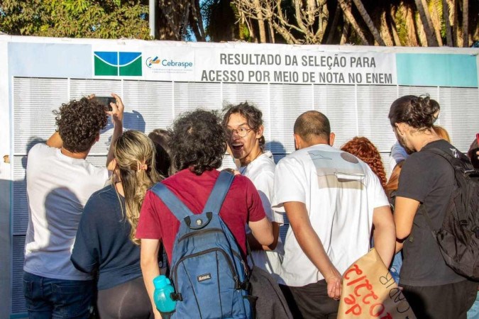 Gabaritos do Enem serão divulgados hoje