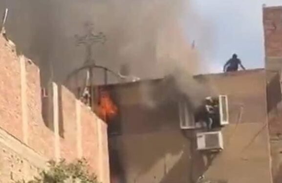 Vídeo: Incêndio em igreja mata 41 pessoas; 18 são crianças