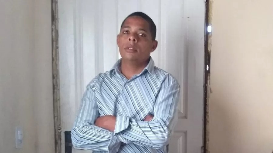 Pai morre em fila para matricular filha em escola