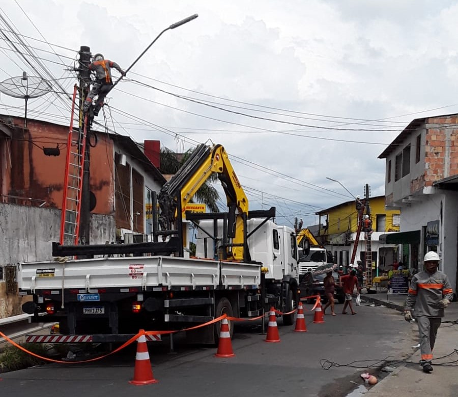 Apagão? Vários bairros de Manaus ficam sem energia nesta sexta