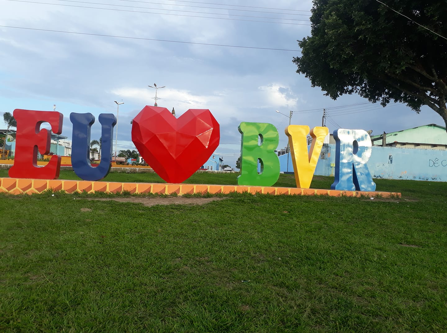 Gestor de Boa Vista do Ramos é multado em R$ 74 mil por contas irregulares