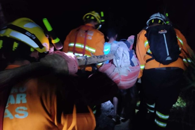 Homem não consegue nadar em cachoeira e morre afogado