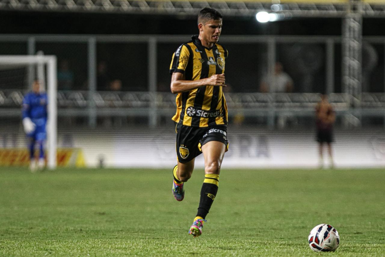 Athletico-PR x Amazonas pela Série B: onde assistir e escalações