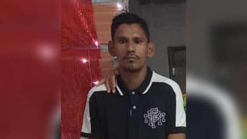 Mãe pede ajuda para encontrar filho desaparecido em Manaus