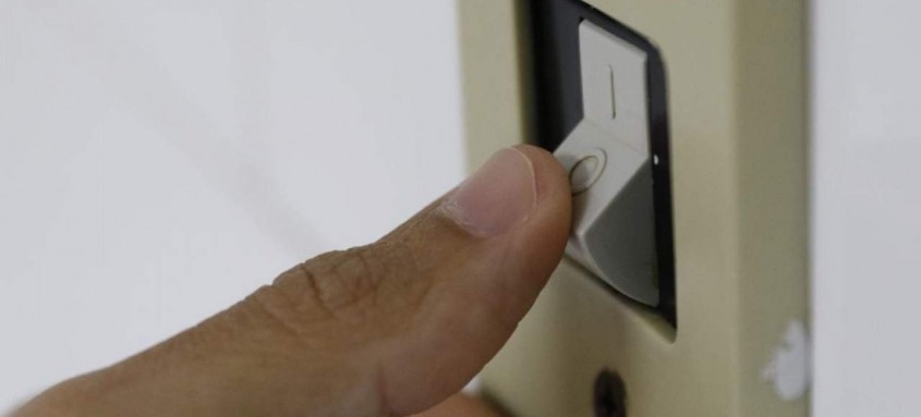 Aneel anuncia bandeira vermelha patamar 2 para setembro, e conta de luz vai subir