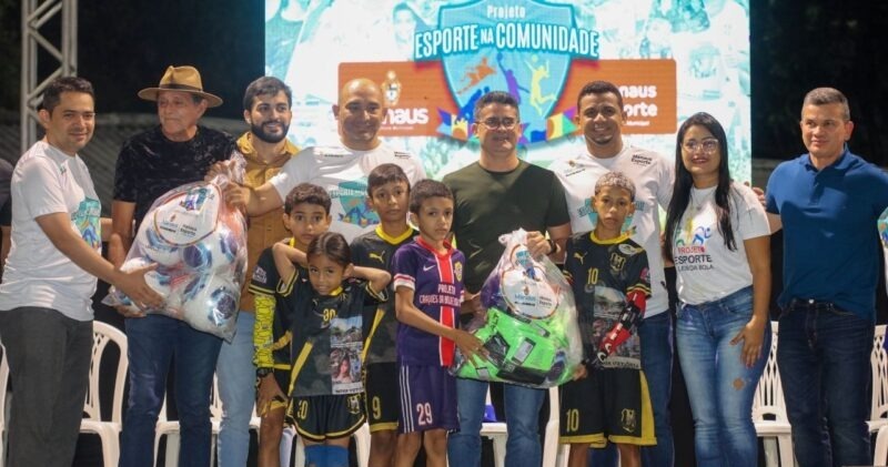 Projetos na zona Norte e Leste recebem kits esportivos em Manaus