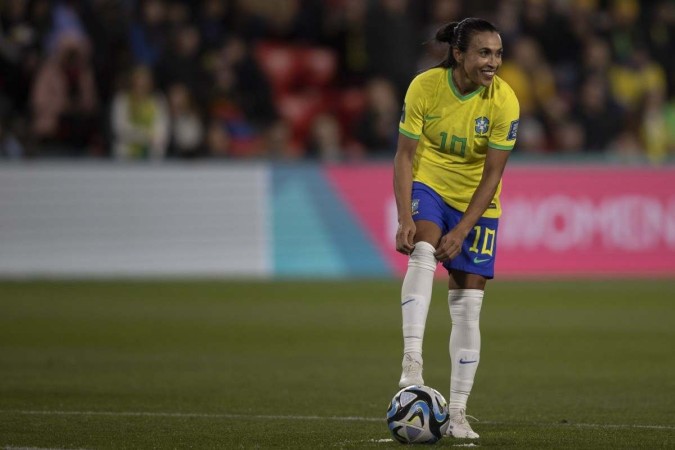 Sinclair admite adeus da Copa do Mundo e abre espaço para recorde de Marta
