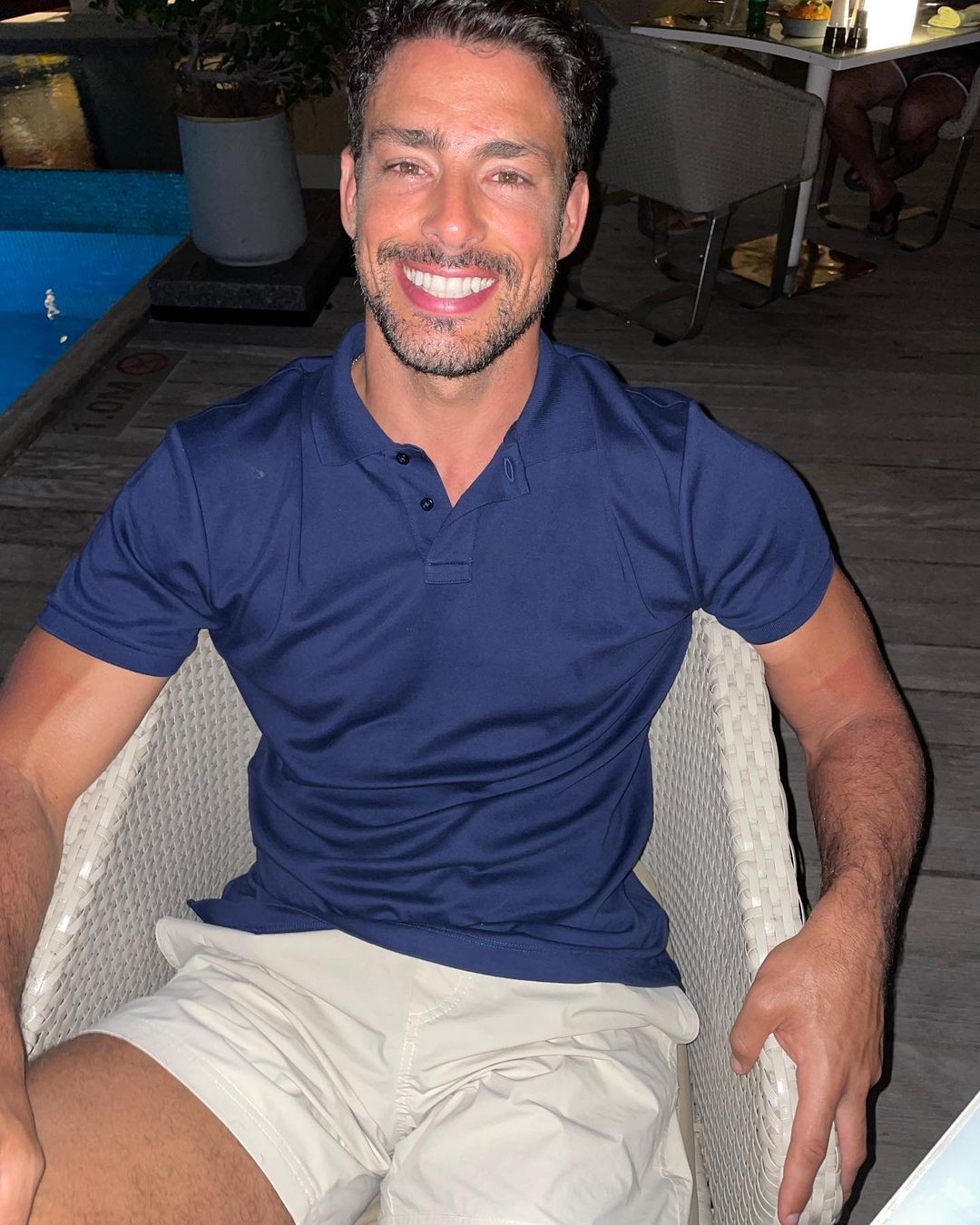 Cauã Reymond deixa seguidores babando em novos cliques nas Maldivas 