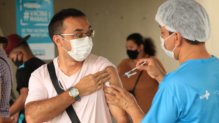 Manaus terá 42 postos de vacinação contra Covid-19 nesta semana; confira