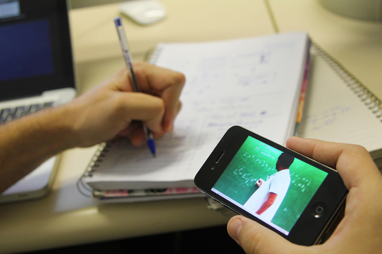 Maioria dos jovens vê perdas irreparáveis de aprendizado devido à pandemia, diz Datafolha