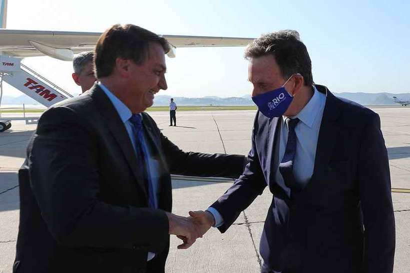 Bolsonaro indica Marcelo Crivella para ser embaixador na África do Sul 