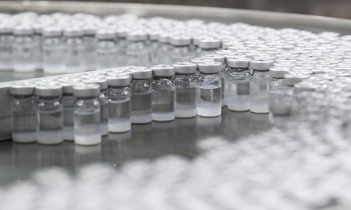 Butantan entrega hoje mais 10 milhões de doses da vacina contra a covid-19