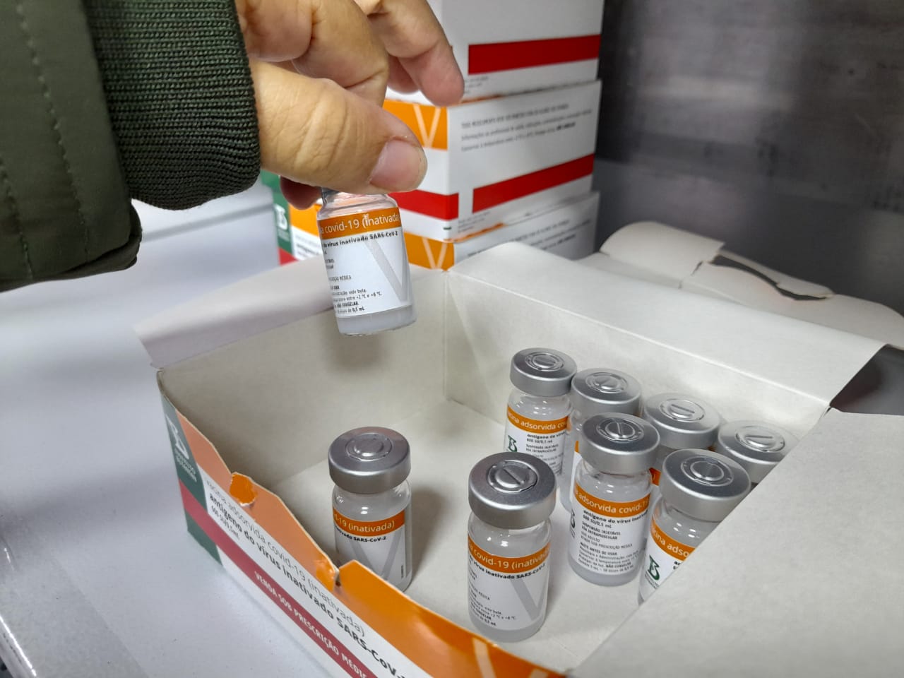 Amazonas já aplicou mais de 480 mil doses de vacina contra Covid-19