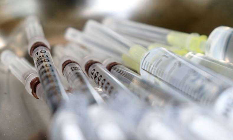 Governo Federal pretende comprar 13 milhões de doses vacinas da Moderna