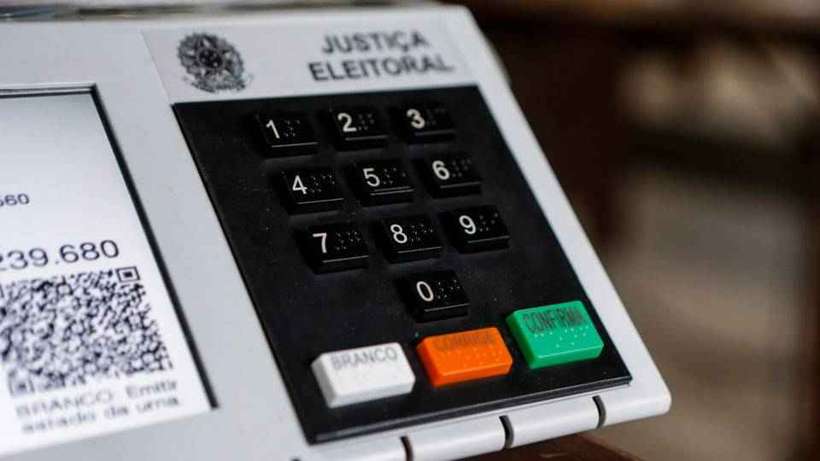 TSE inicia testes de segurança das urnas eletrônicas
