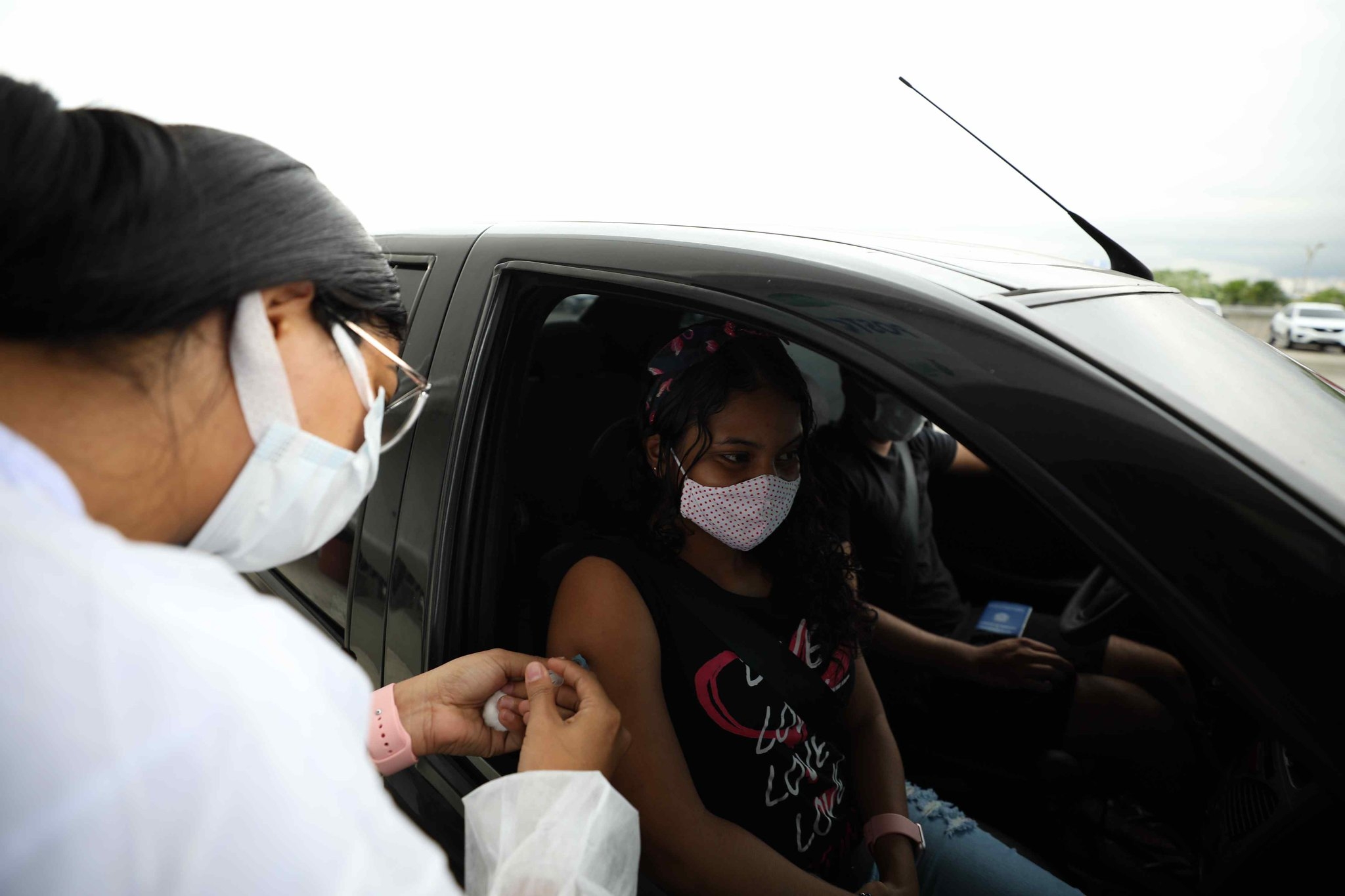 Amazonas já aplicou 6.812.195 doses de vacina contra Covid até esta terça