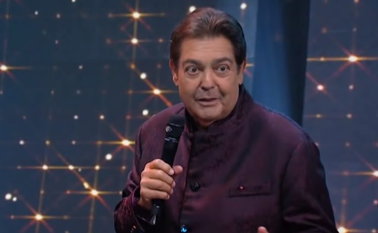 Faustão testa positivo para covid-19 após estreia na Band 