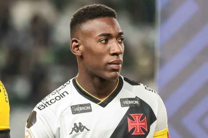 Vasco paga R$ 4 milhões ao São Paulo por Léo Pelé; ainda restam R$ 8 mi