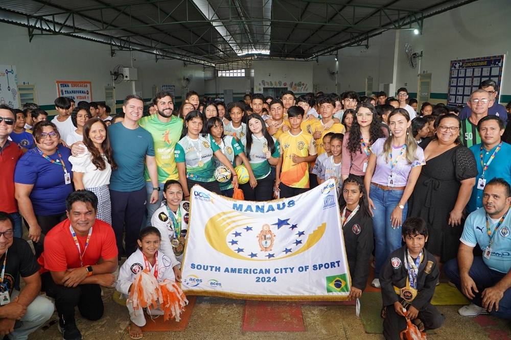  Manaus recebe título e bandeira de ‘Cidade Sul-Americana do Desporto’